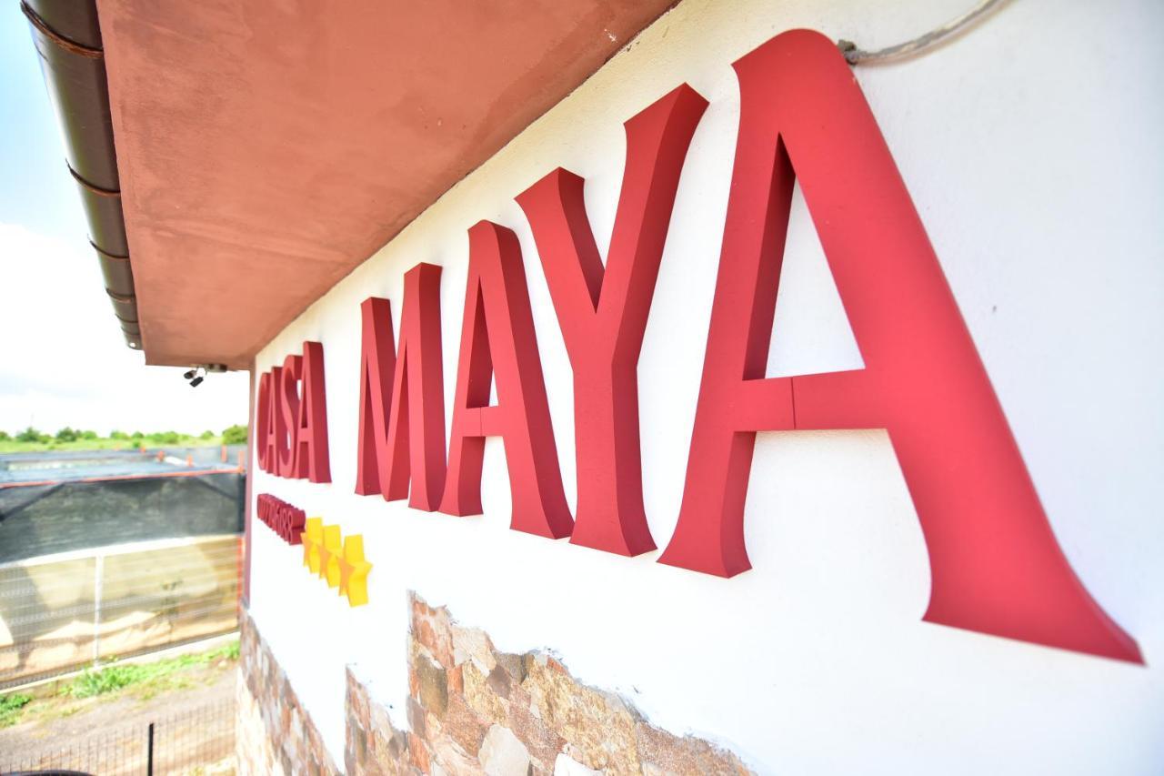 Vila Maya Vama Veche Exteriör bild