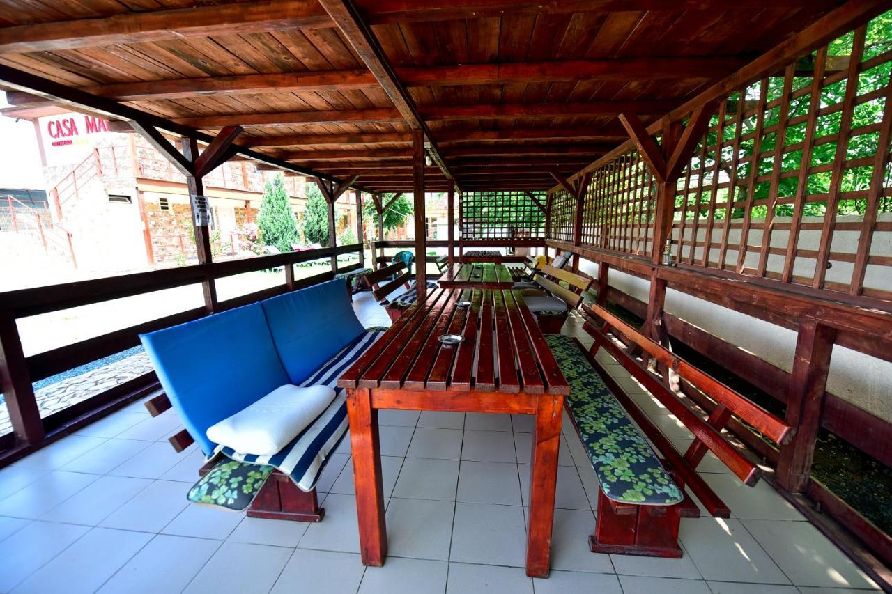 Vila Maya Vama Veche Exteriör bild